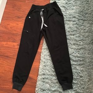 Black high waisted figs Zamora